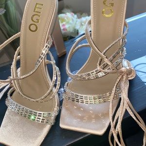 Cute strappy sandal